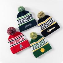 Soccer Skully Acrylic Unisex Jacquard Pom Pom Fisherman Winter Custom Jacquard Knit Beanies balta