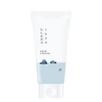 1025 Dokdo Cleanser white