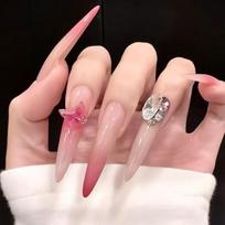 Sparkling Pink Butterfly Rhinestone Gradient Manicure Purely Wearable Nails Style beige