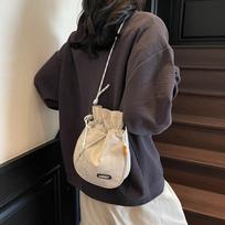 Popular lightweight fashion mobile phone bag spring and summer new trend drawstring messenger bag simple small satchel mini tamsiai ruda spalva