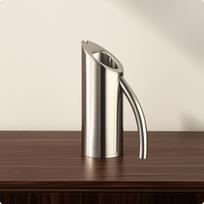 Stainless Steel Pitcher Polished Metal Water Mirror Finish Carafe for Hosts, Bartenders, 1L gray