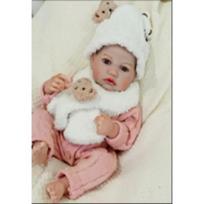 Reborn mergaitės lėlė su šaliku, kepure ir aksesuarais – 43 cm