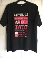 Level 42 42 Years 19802022 Graphic T-shirt L black