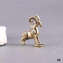 Chinese Zodiac Goat Brass Sculpture Handcrafted Lucky Sheep Figurine Desktop Ornament for Home Office Fengshui Decor A9 beige