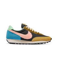 Nike Womens Daybreak 'Fur Pack - Guava Ice Atomic Pink' (women's sizes) Black / Baltic Blue / Guava Ice / Atomic Pink Running Shoes DC3275 064 36.0 beige