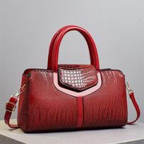 Handbag bag large capacity shoulder large bag Taizhou women's bag crocodile pattern bright leather platinum bag 30*11*17cm tamsiai ruda spalva