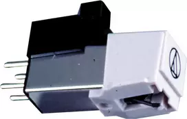 Pikapas Omnitronic S-15, sveria 5 g