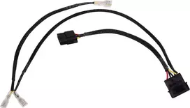 Alphacool 4 kontaktų Molex dvigubas adapteris magnetiniam vožtuvui - juodas 50 cm EOL (18517)