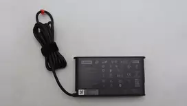 Lenovo 5A10W86327 USB-C maitinimo blokas 135 W suapvalintos formos