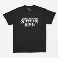 Based on the Novel By Stephen King T Shirt - Vintage Style / Y2K Aesthetic / 90's / Punk / Grunge / Horror / Goth / IT 2XL white