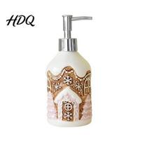 Bear Shape Soap Dispenser Christmas Ceramic Dispenser Gingerbread Man House Liquid Hand Festive Container Refillable Shower Gel Lotion Bottle B beige