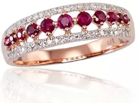 Diamond Sky Jewelry Auksinis žiedas su deimantais ir rubinais „Kamelija II“