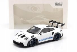 Modelinė mašinėlė Porsche 911 GT3 RS balta su mėlynomis juostomis, 2024, 1/18, Solido 1812102
