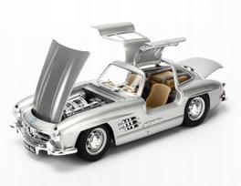 Mercedes-Benz 300SL Gullwing W198 1954 sidabrinis Bburago 1:24 modelis