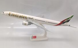 Lėktuvo modelis BOEING 777-300ER Emirates, naujos spalvos, 1:200