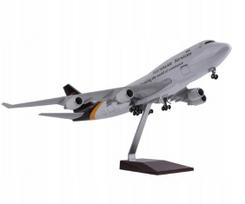 Lėktuvo modelis BOEING 747 UPS, kolekcinė replika, 47 cm, 1:150