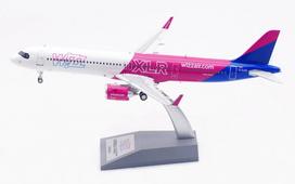 Lėktuvo modelis AIRBUS 321 XLR Wizzair, 1:200