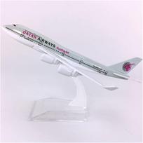 Modelio lėktuvas Boeing B747-400 Qatar Airways, mastelis 1:450