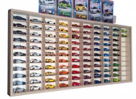 Uždaroma lentyna automodeliams su plexiglaso durelėmis