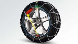 Audi Priedai A3 A4 A5 A6 225/55 R16 215/55 R17 Sniego grandinės 4F0091365 Originalios