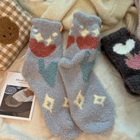 Winter Tulip Coral Fleece Socks Female Sweet And Cute Fleece Winter Warm Floor Socks Thickened Medium Tube Socks One size fits all abrikosas