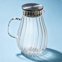 Heat Resistant Pitcher Ribbed Borosilicate Glass Beverage Jug Leakproof Lid Champagne Pitcher beige