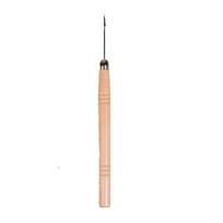 Nėrimo vąšelis su liežuvėliu medine rankena 1,7 mm