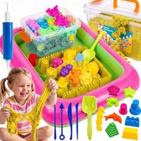Kinetinis smėlis KINETIC SAND, geltonas, 3 kg, su formelėmis, baseinėliu ir mentelė, lagamine