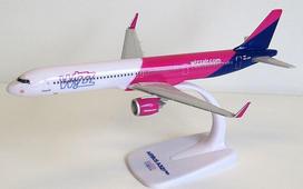 Modelis lėktuvas Airbus 321neo Wizzair, 1/200 mastelis, dovanų dėžutėje
