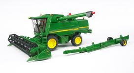 Kombainas BRUDER John Deere T670i, 2 vnt.