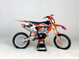 Motociklo modelis Red Bull KTM SX-F 450 Cooper Webb #2, 1:6, New Ray