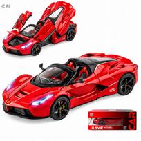Metalinis modelis Ferrari LaFerrari Aperta F70 kabrioletas 1:24 su LED apšvietimu ir garsais