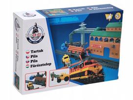 Medinių žaislų priedų rinkinys Loco Toys: lentpjūvė, vagonas ir TIR sunkvežimis