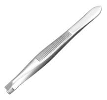 Tikslus įstrižas pincetas antakiams, nerūdijantis plienas, 8.5 cm, sidabro spalvos