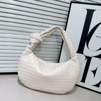 Handwoven Horn-Shaped Crossbody Bag Women Soft PU Woven Shoulder Small Daily Use Tote In 16 Colors 37x15x21 cm vercafe spalva