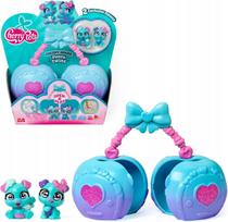 Šunų žaislų rinkinys „Cherry Pets Cherry House Puppy Twins“ su mėlynu nameliu MagicBox