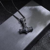 Pankinė grandinėlė vyrams Thoro plaktukas Mjolnir Vikingų amuletinis plaktukas Skandinaviškas pakabukas Norse papuošalai Metalinis grandinėlės pakabukas Papuošalai gray