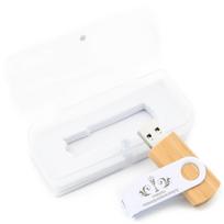 USB atmintinė 128GB, USB 3.0, medinė dėžutė, graviruota, Pirmai komunijai