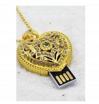 USB atmintinė 16GB, moteriškas pakabukas "Širdelė