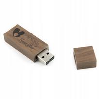 Medinė USB atmintinė 128GB, riešutmedžio, USB 3.0, su graviravimu vestuvėms