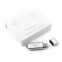Odinė USB atmintinė 1GB su magnetine dėžute ir graviruotu „BAPTISM“