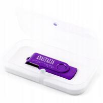 USB atmintinė 32GB su graviruotu vardu ir dėžute