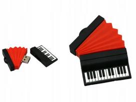 USB atmintinė 64GB su pakabuku