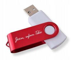 32GB USB atmintinė su užrašu "Jesus, I trust in You" ir virvele