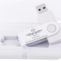 USB atmintinė 32GB USB 3.0 su graviravimu ir dėžute, skirta Pirmąjai komunijai