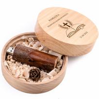USB atmintinė COMMUNION medinė, 16GB, su apvalia dėžute ir graviravimu
