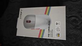 Belaidė žaidimų pelė Xtrfy M8, itin lengva, 2.4 GHz