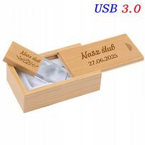 Medinė dėžutė su 64GB USB atmintine (graviruota) – komunijai, vestuvėms, krikštynoms