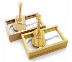 USB atmintinė 32GB, USB 3.0, medinė gitara, galima graviruoti