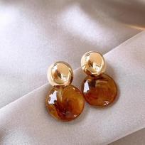 Female Autumn and Winter High-end Hong Kong Style Earrings gray